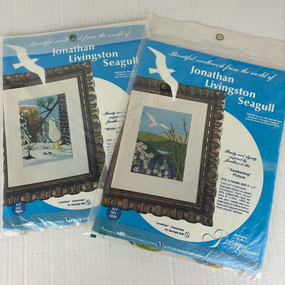 Vintage pair(2) Johnathan Livingston Seagull-Paragon Needlecraft Kits-NIP